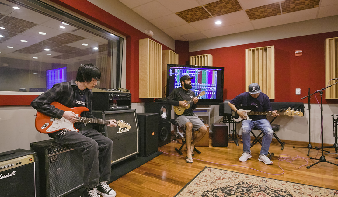 Honolulu CC’s MELE program students